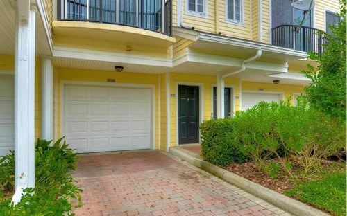 9729 Meadow Field Cir, Tampa, FL, 33626-5101 | Card Image