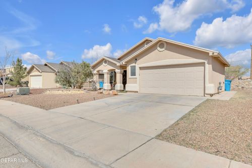 11437 Flor Gentiana Dr, Socorro, TX, 79927-3391 | Card Image