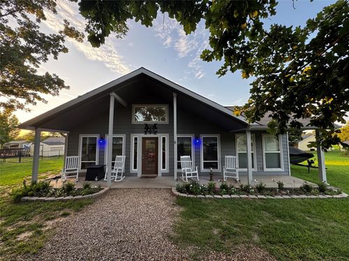 411 Cimarron Trl, Holly Lake Ranch, TX, 75765-7857 | Card Image