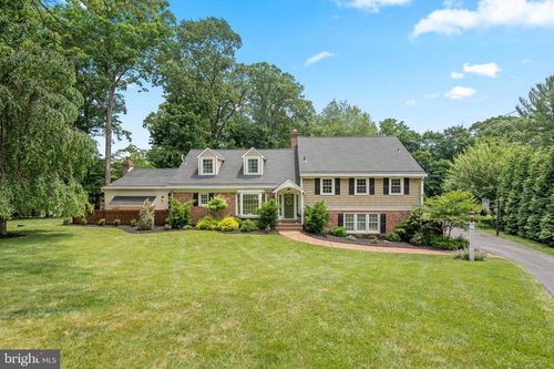 912 Weadley Rd, RADNOR, PA, 19087-2823 | Card Image