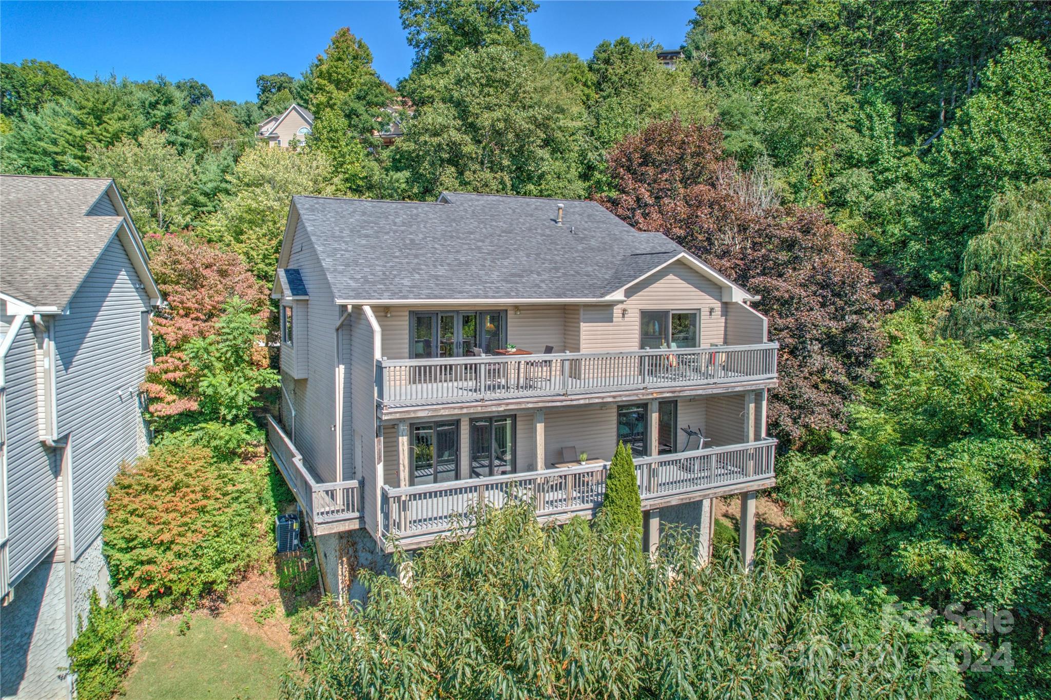Park Ave, Asheville, NC 28803