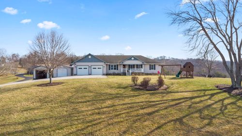 218 Fox Run Rd, Grayson, KY, 41143-8819 | Card Image