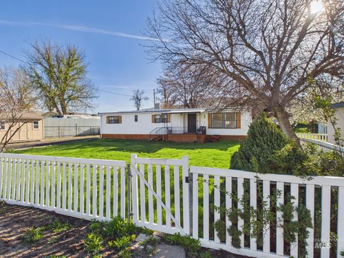 7680 Sweet Ola Hwy, Sweet, ID, 83670-5500 | Card Image