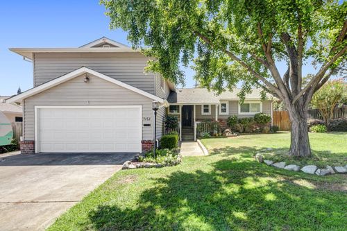 7162 Palace Cir, Fair Oaks, CA, 95628-4330 | Card Image