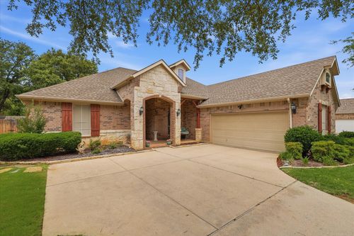 8106 Summerleaf Dr, Arlington, TX, 76001-2959 | Card Image