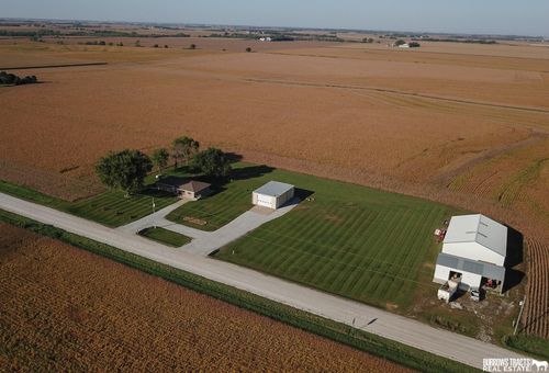 8206 310th St, Murdock, NE, 68407-2512 | Card Image