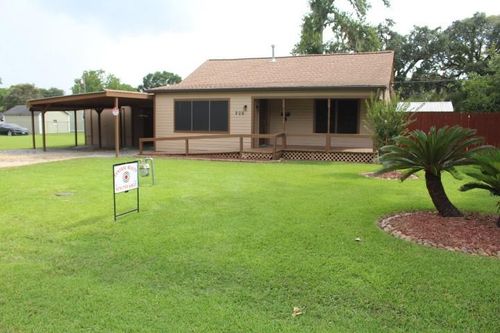 206 N Orange St, Sweeny, TX, 77480-3128 | Card Image
