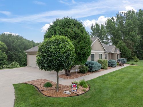 1057 Ridge Crest Ln Nw, Rochester, MN, 55901-3442 | Card Image