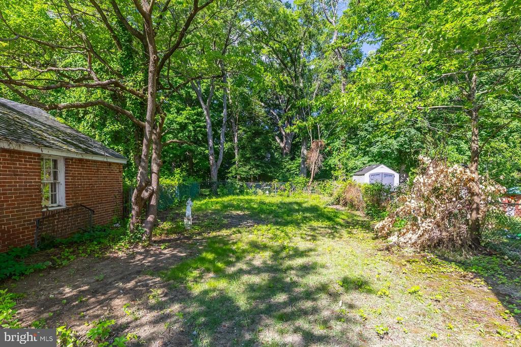 Residential Lease in COLLINGSWOOD 4