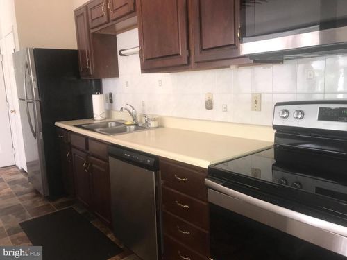 901 Woodbridge Ct, EDGEWOOD, MD, 21040-2167 | Card Image