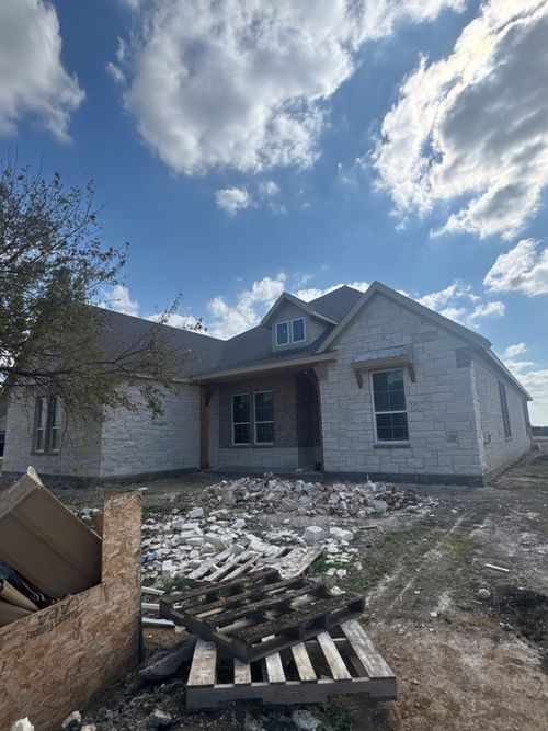 325 Cobb Rd, Leonard, TX, 75452-6070 | Card Image