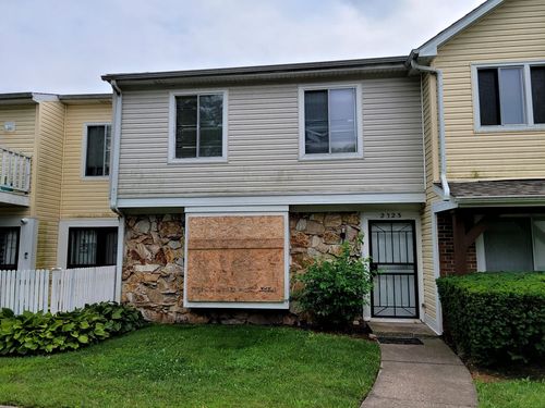 2323 Windsor Ln, Country Club Hills, IL, 60478-5521 | Card Image
