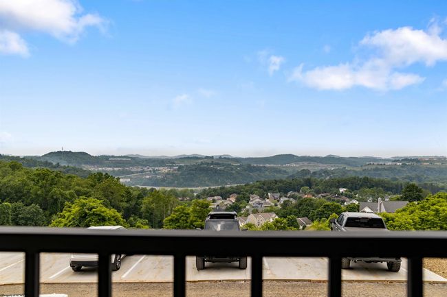 242 Horizon View Rd, Townhouse with 3 bedrooms, 4 bathrooms and 3 parking in Morgantown WV | Image 8