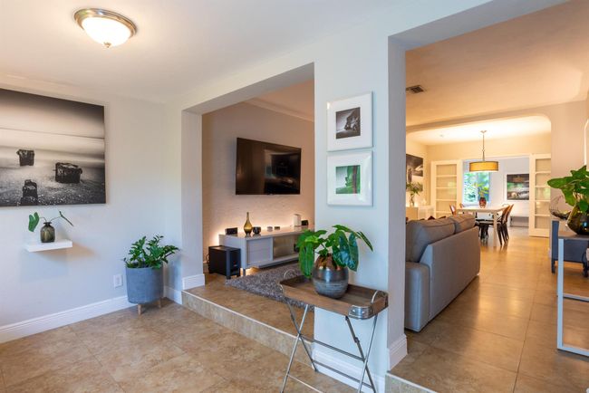 1401 Ne 17 Th Way, House other with 3 bedrooms, 2 bathrooms and null parking in Fort Lauderdale FL | Image 4