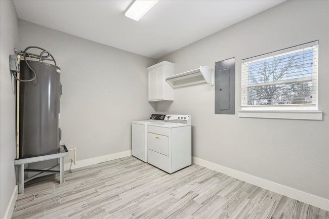 135 Private Road 8142, House other with 2 bedrooms, 2 bathrooms and null parking in Buna TX | Image 23