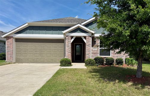 1313 Roadrunner Dr, Little Elm, TX, 75068-8572 | Card Image