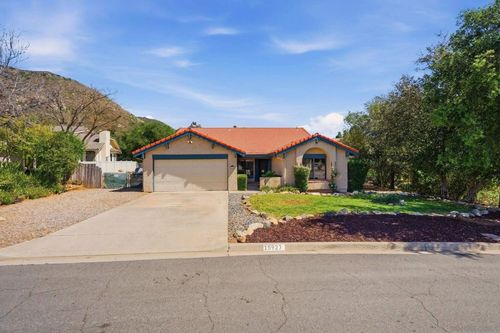 15927 Litten Way, Ramona, CA, 92065-4815 | Card Image