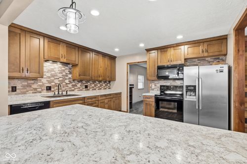 1405 Lafayette Ave, Lebanon, IN, 46052-1040 | Card Image