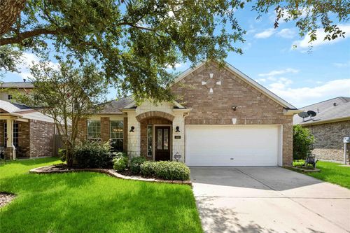 506 Redbridge Ln, League City, TX, 77573-2586 | Card Image