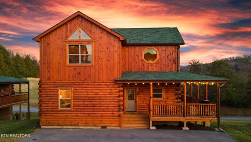 3805 Twilight Way, Pigeon Forge, TN, 37863-5046 | Card Image
