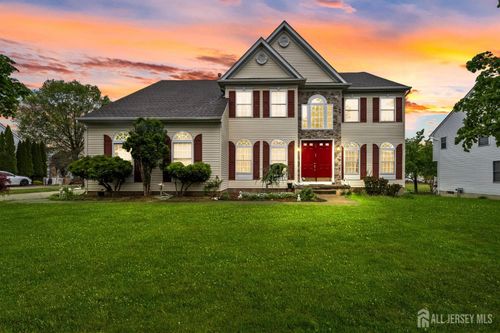 10 Julie Ct, Somerset, NJ, 08873-4620 | Card Image