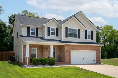 831 Cherry Blossom Ln, Clarksville, TN, 37040-6239 | Card Image