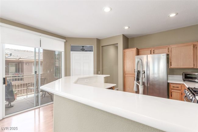 UNIT-202 - 10191 Deerfield Beach Ave, Condo with 3 bedrooms, 2 bathrooms and null parking in Las Vegas NV | Image 14