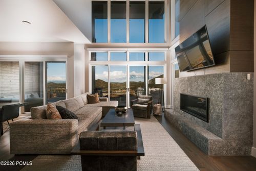 2001-2752 W High Mountain Rd, Park City, UT, 84098-6657 | Card Image