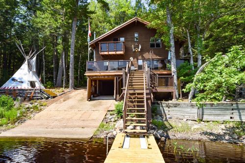 491 Peters Point Rd, South Brookfield, NS, B0T1X0 | Card Image