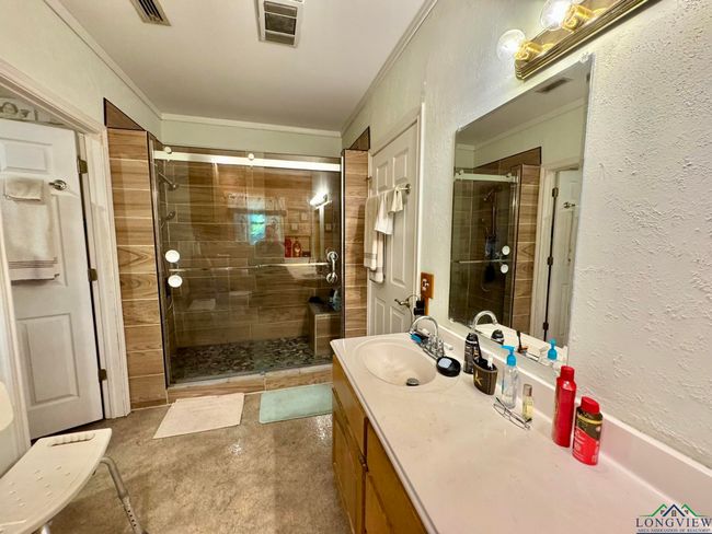 332 E Wynns Creek Rd, House other with 4 bedrooms, 3 bathrooms and null parking in Kilgore TX | Image 17
