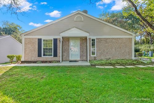 20 Red Oak Trl, Cary, IL, 60013-1553 | Card Image