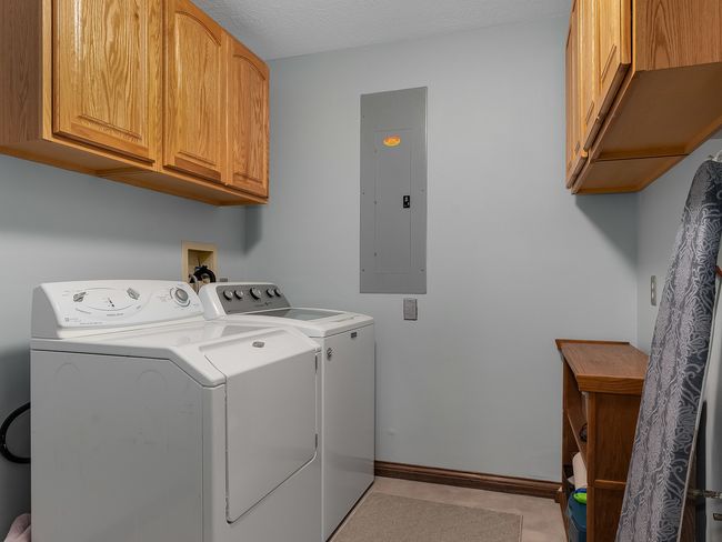 279 N Division St, House other with 4 bedrooms, 3 bathrooms and 2 parking in Braidwood IL | Image 15