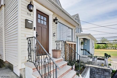 115 Linden Ave, Clifton, NJ, 07014-1717 | Card Image