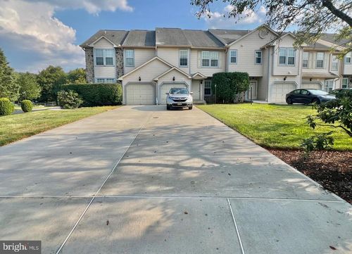 82 Castleton Rd, PRINCETON, NJ, 08540-1651 | Card Image