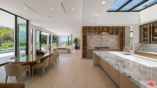 365 Trousdale Pl, Beverly Hills, CA, 90210 | Card Image