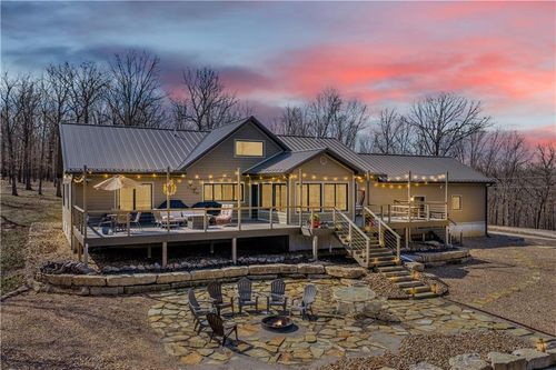 31550 Walsh Pl, Edwards, MO, 65326-3083 | Card Image