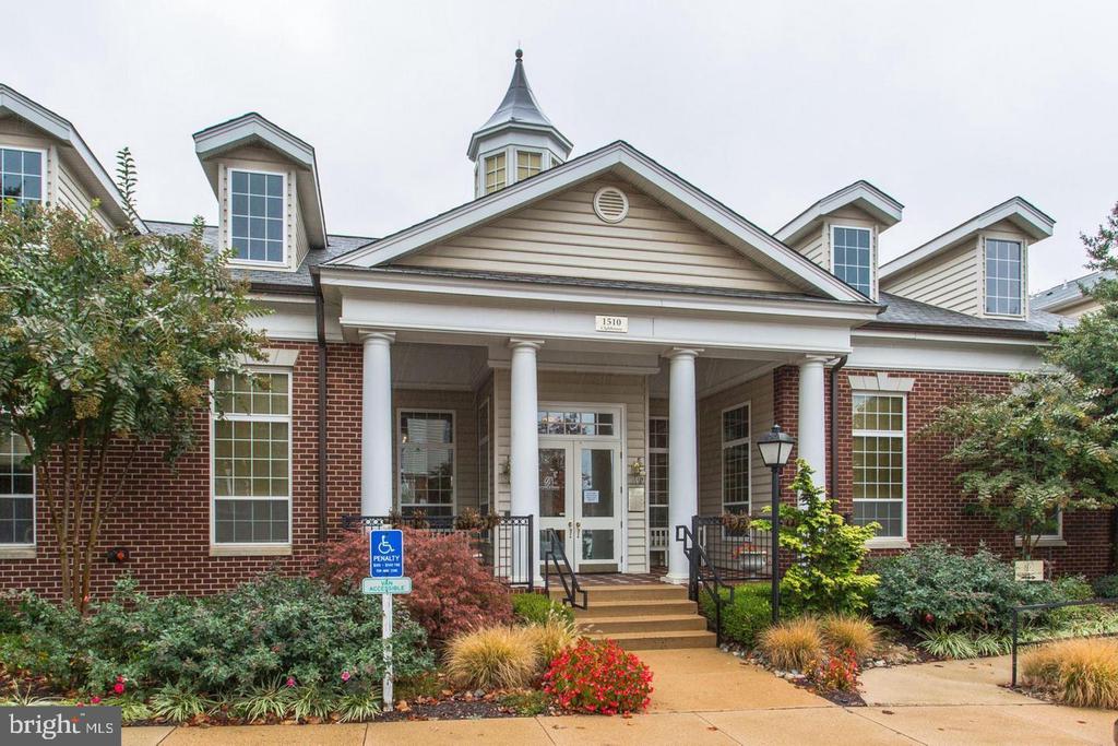 Residential in MCLEAN 5