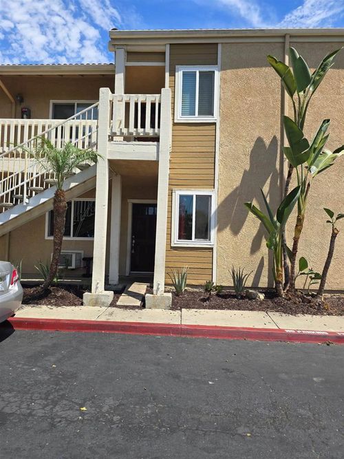 unit-5-340 W 15th Ave, Escondido, CA, 92025-6000 | Card Image