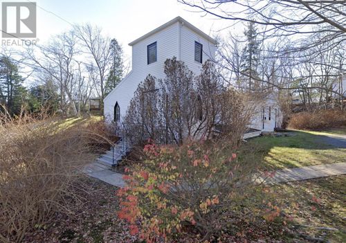 5 Kirk Rd, Halifax, NS, B3P1A5 | Card Image