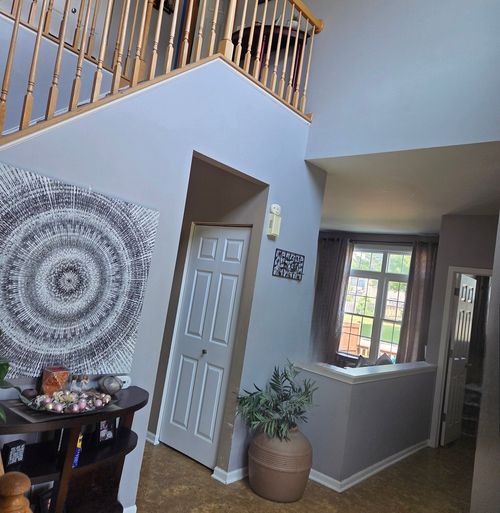 460 W Sweet Clover Rd, Round Lake, IL, 60073-4220 | Card Image