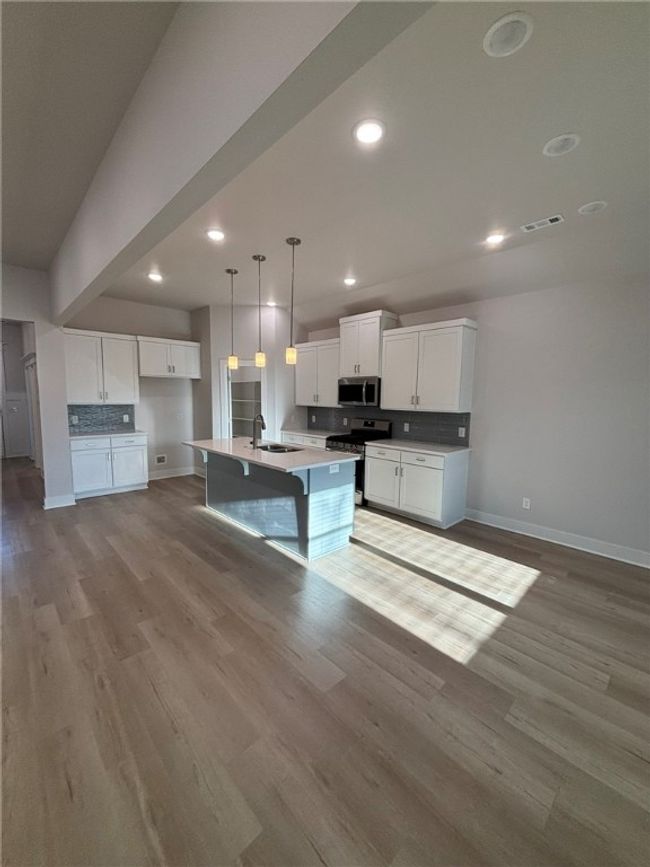 3812 Sw Pinecrest Dr, House other with 4 bedrooms, 3 bathrooms and null parking in Bentonville AR | Image 7