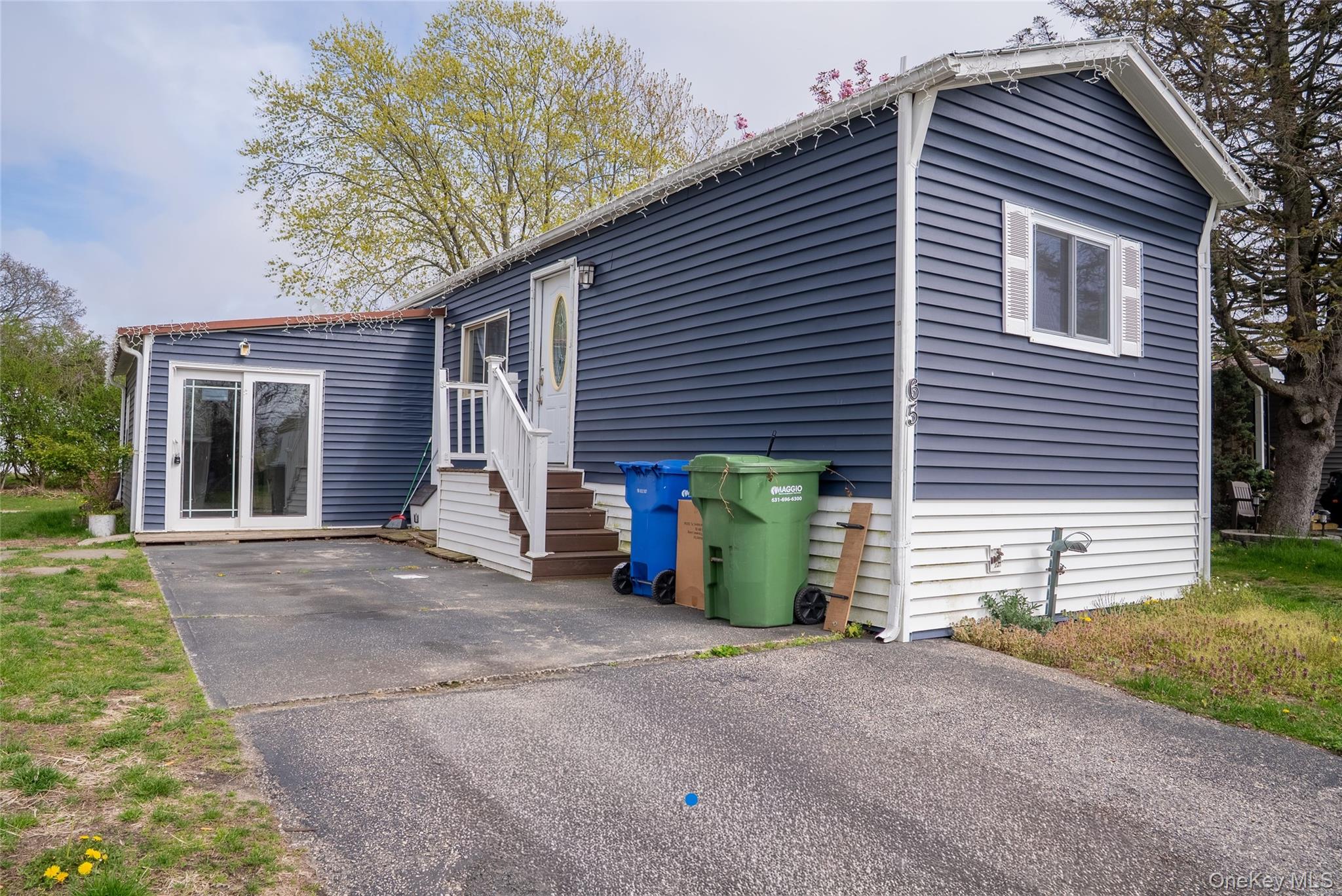 Residential in Islip