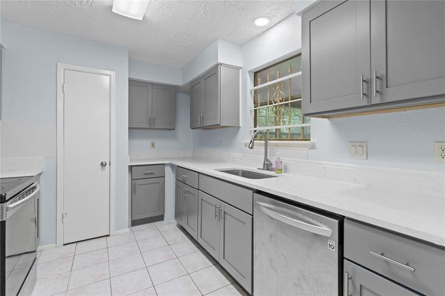 Newly remodeled kitchen | Image 6