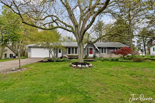 697 Morningside Dr, Holland, MI, 49423-9118 | Card Image