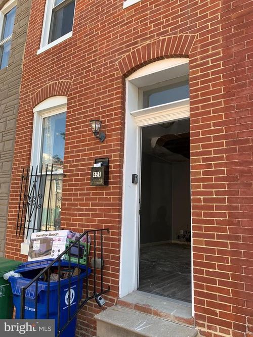421 N Castle St, BALTIMORE, MD, 21231-1107 | Card Image