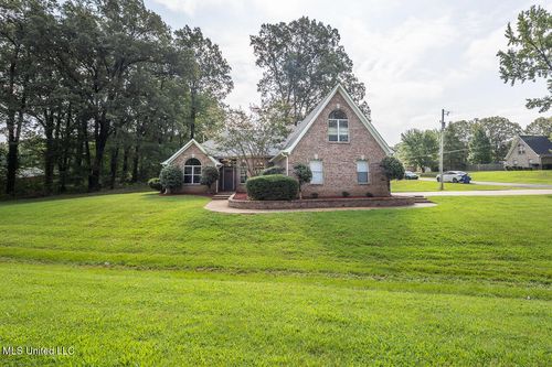 7846 Holly Ridge Dr, Horn Lake, MS, 38637-8118 | Card Image