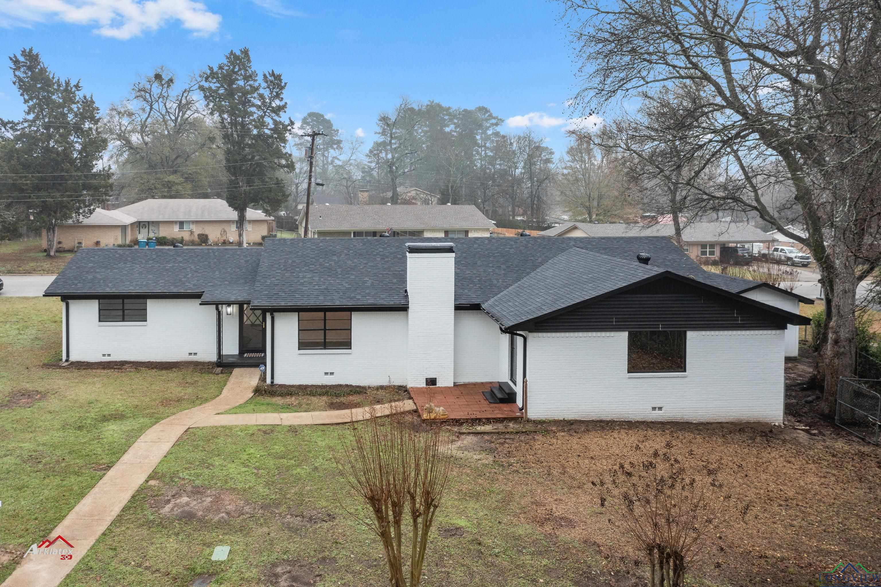 Village St, Henderson, TX 75654