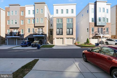 1322 Rail Stop Dr, WOODBRIDGE, VA, 22191-3109 | Card Image