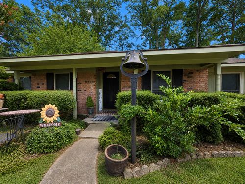 9440 W Montego Ln, Shreveport, LA, 71118-3610 | Card Image