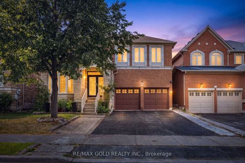 50 Northface Cres, Brampton, ON, L6R2Y2 | Card Image